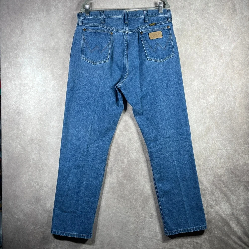 Wrangler Cowboy Cut Jeans Men Size‎ 36X30 Medium Wash Straight 13MWZPW Cowboy
